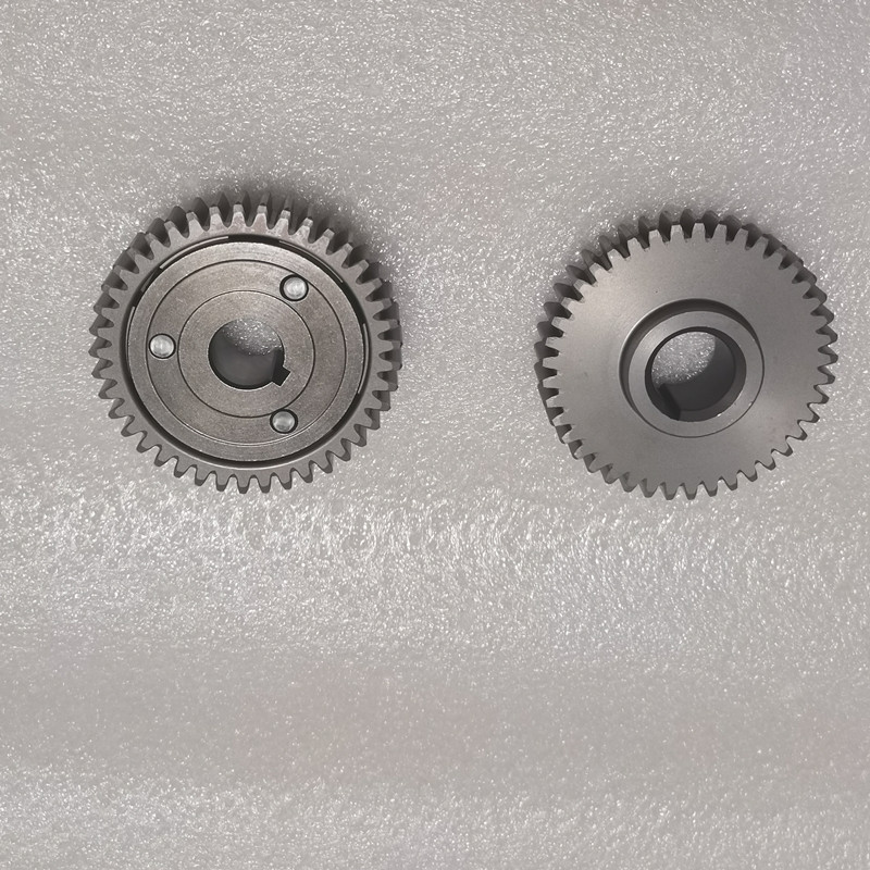 适用贝纳利猛龙红宝龙QJ1-29B /2H发动机配件原装平衡轴齿轮
