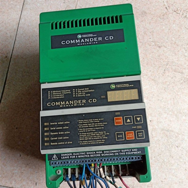 艾默生变频器CDII400 CDII220 CDII150 4KW 2.2KW 1.5W  议价实图