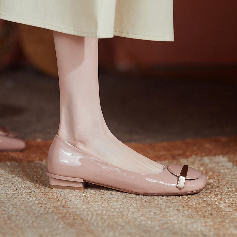 漆皮方头单鞋女夏平底2025春款温柔晚晚风一脚蹬浅口真皮春秋女鞋,女鞋,浅口单鞋,淘宝优惠券,粉丝福利购,淘宝优惠卷