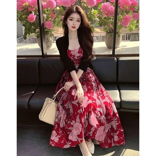 网红2024炸街套装夏季新款女装茶歇法式印花吊带连衣裙开衫两件套
