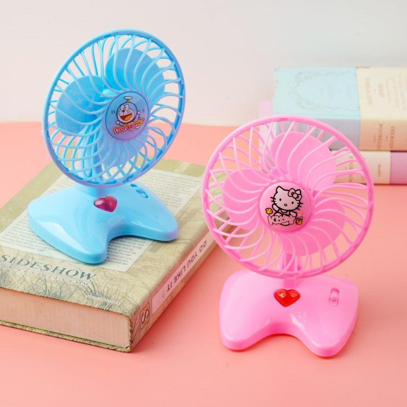 创意儿童台风扇装电池迷你桌面摆件可爱便携奖品礼物幼儿园小学生