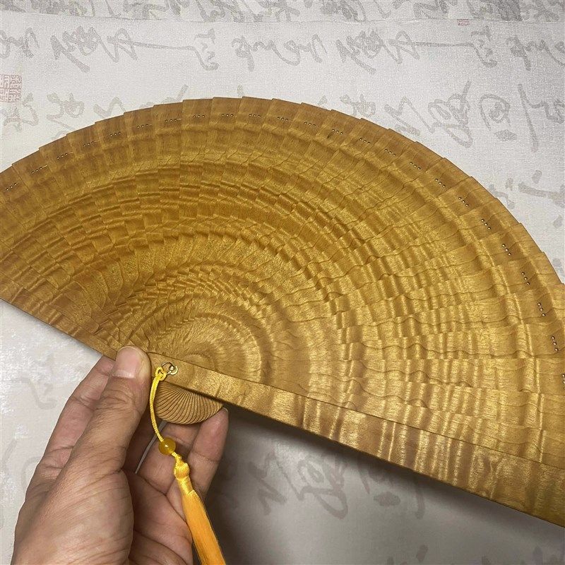 金丝楠木扇子中式木扇复古风阴沉木折扇雕花宫廷手工实木送礼纸扇