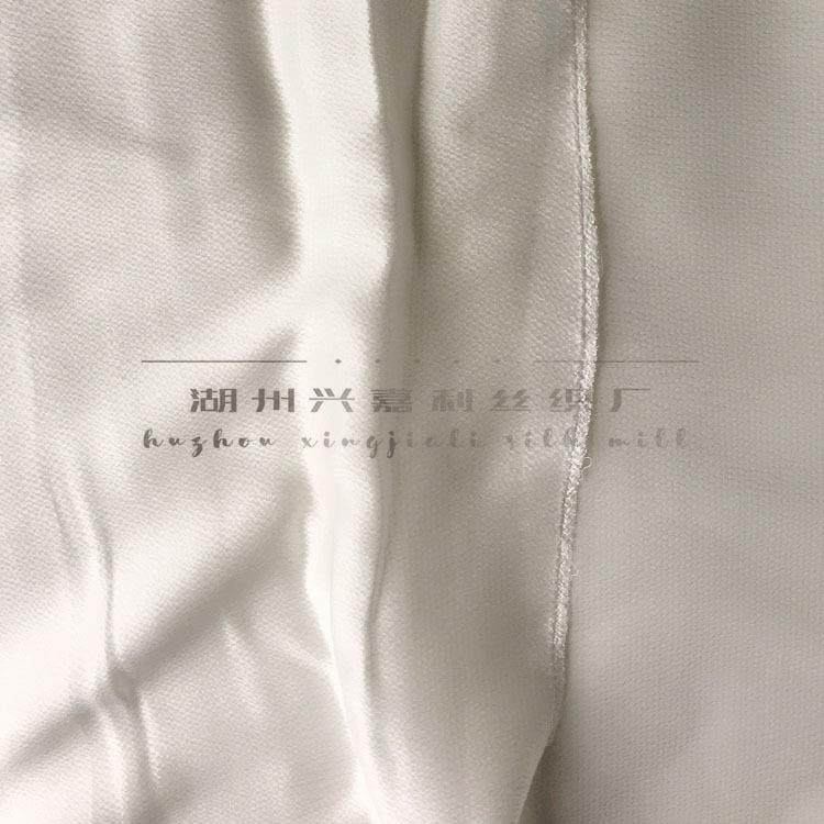 16mm珍珠缎140门幅16姆米直丝面料100XJLZZD16蚕桑丝真厂家销泡泡