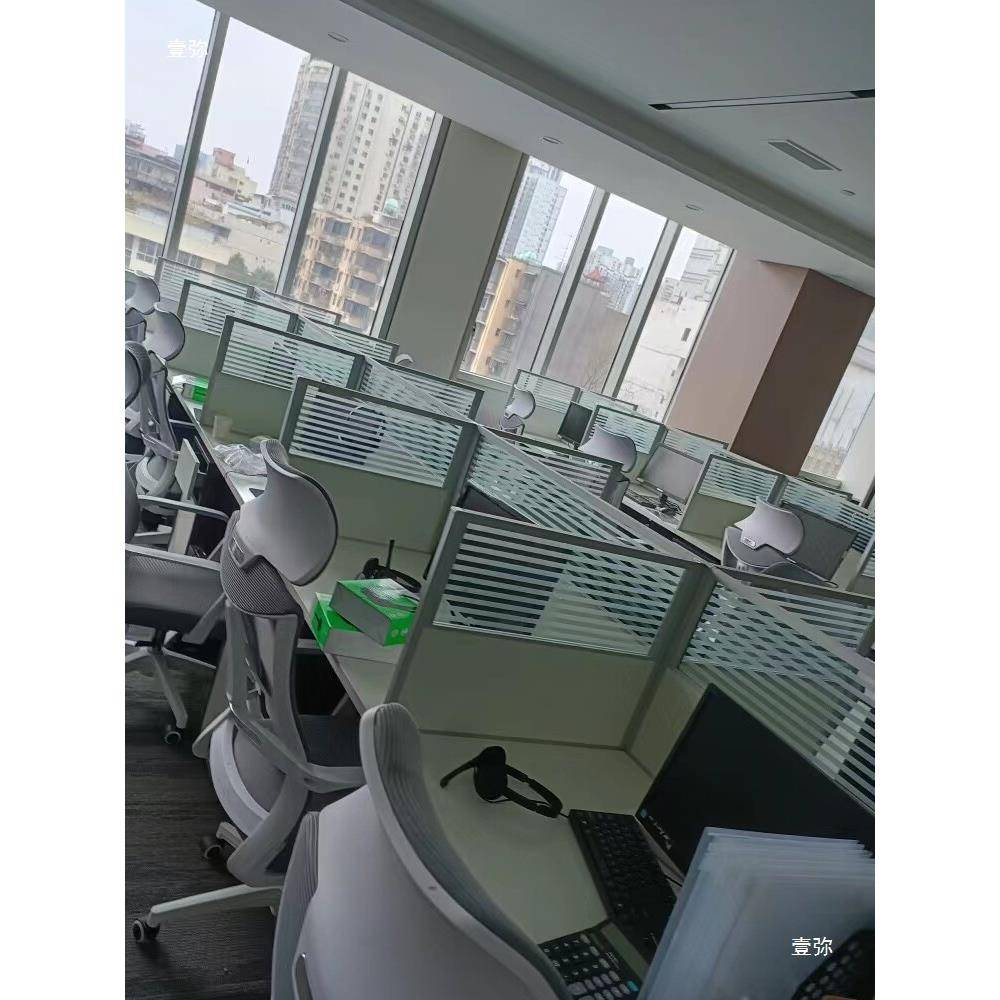 ZKM办桌桌屏风挡玻板隔板可隔断办公室公工位电脑面桌子璃围挡板图片