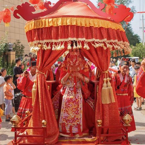 花轿步撵凤撵八抬可折叠镀锌钢管出租婚庆迎亲厂家定做复古典轿子