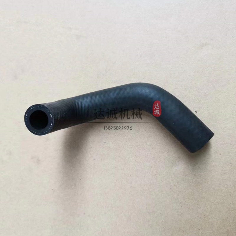 久保田155 11水泵分水管 上水管旁边水管久保田发动机挖掘机配件