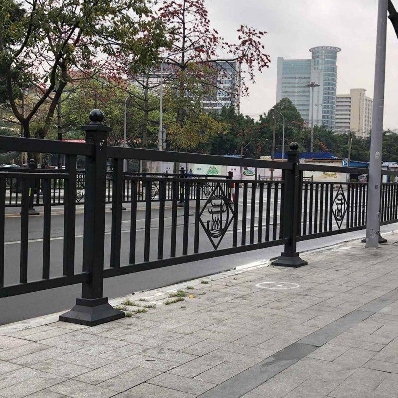 美市政铁护栏人行杆道人车分流栏热艺镀0222锌观钢管焊接道路护栏