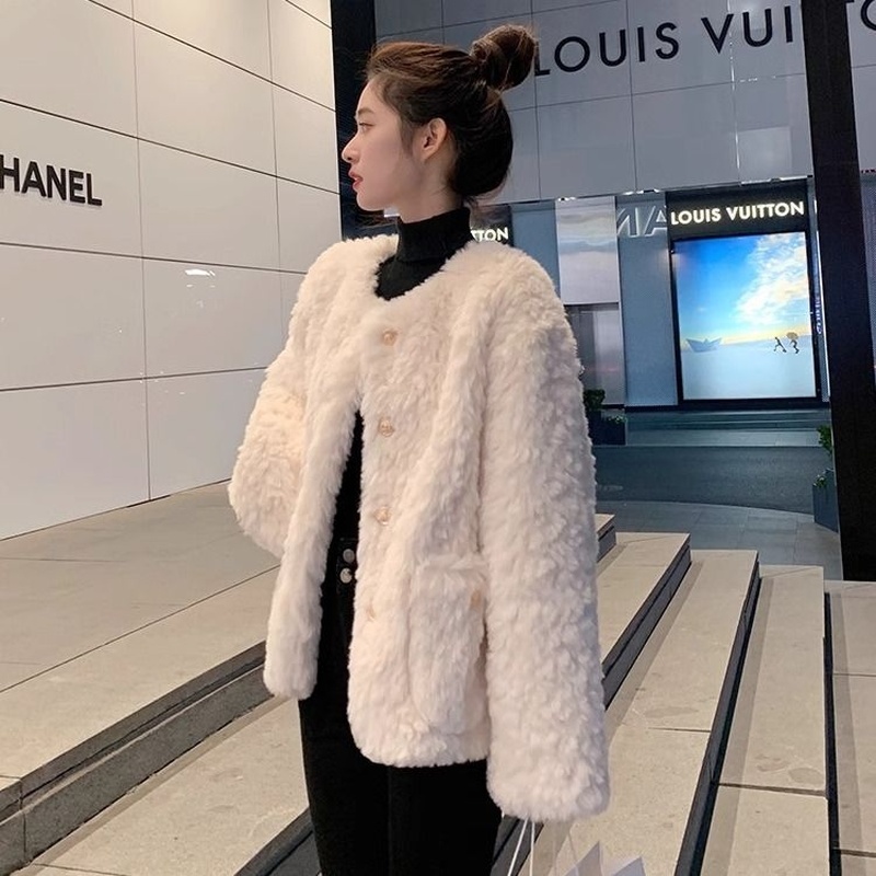 香风仿獭兔毛皮草外套女秋冬季短款气质高级感羊羔毛毛绒大衣棉服