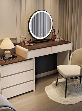 新款卧实木梳妆台胡桃KDH色化斗妆台柜一现代简约带踢脚体室线化
