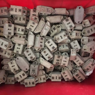 议价SKM152GA123D。西门康IGBT模块SKM152GA