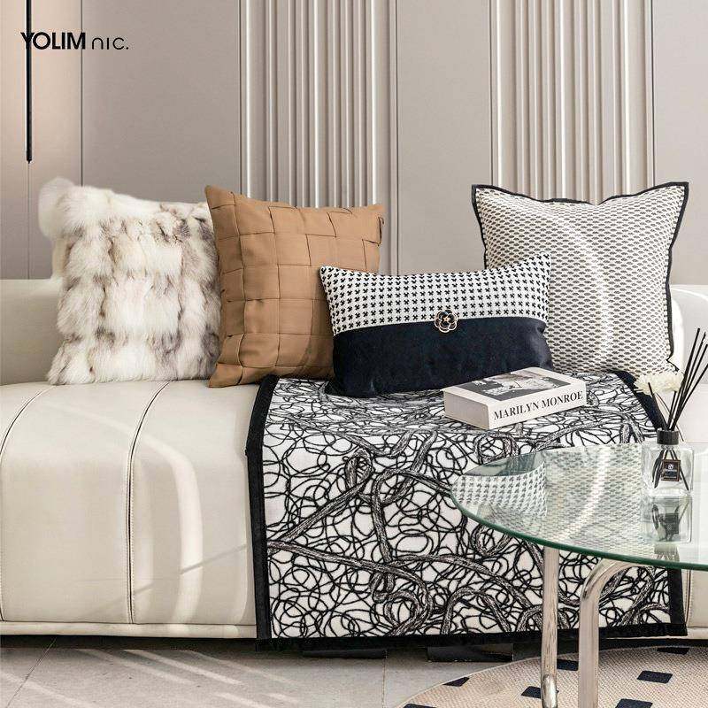 现代简约抱枕沙发客厅高档意式轻奢沙发靠垫靠枕咖色棕色黑白组合,鲜花速递/花卉仿真/绿植园艺,割草机/草坪机,淘宝优惠券,粉丝福利购,淘宝优惠卷