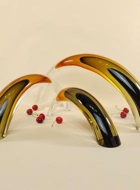 简约现代茶色角摆件渐变琉璃47866流形线样板间售厅楼处客牛桌面