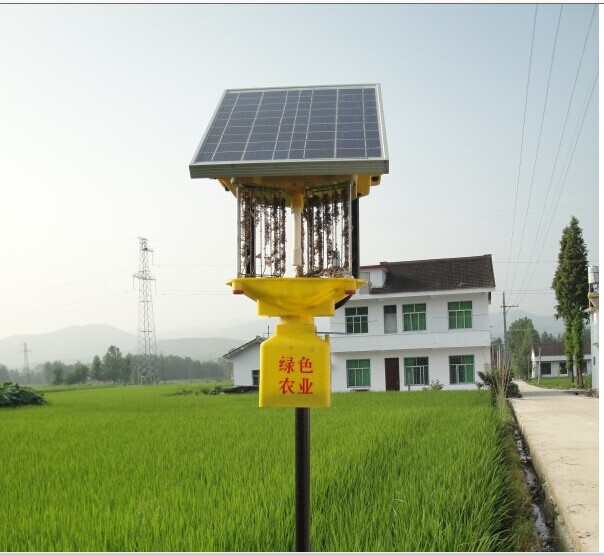户外农用频振式太阳能诱蛾灭蚊灯