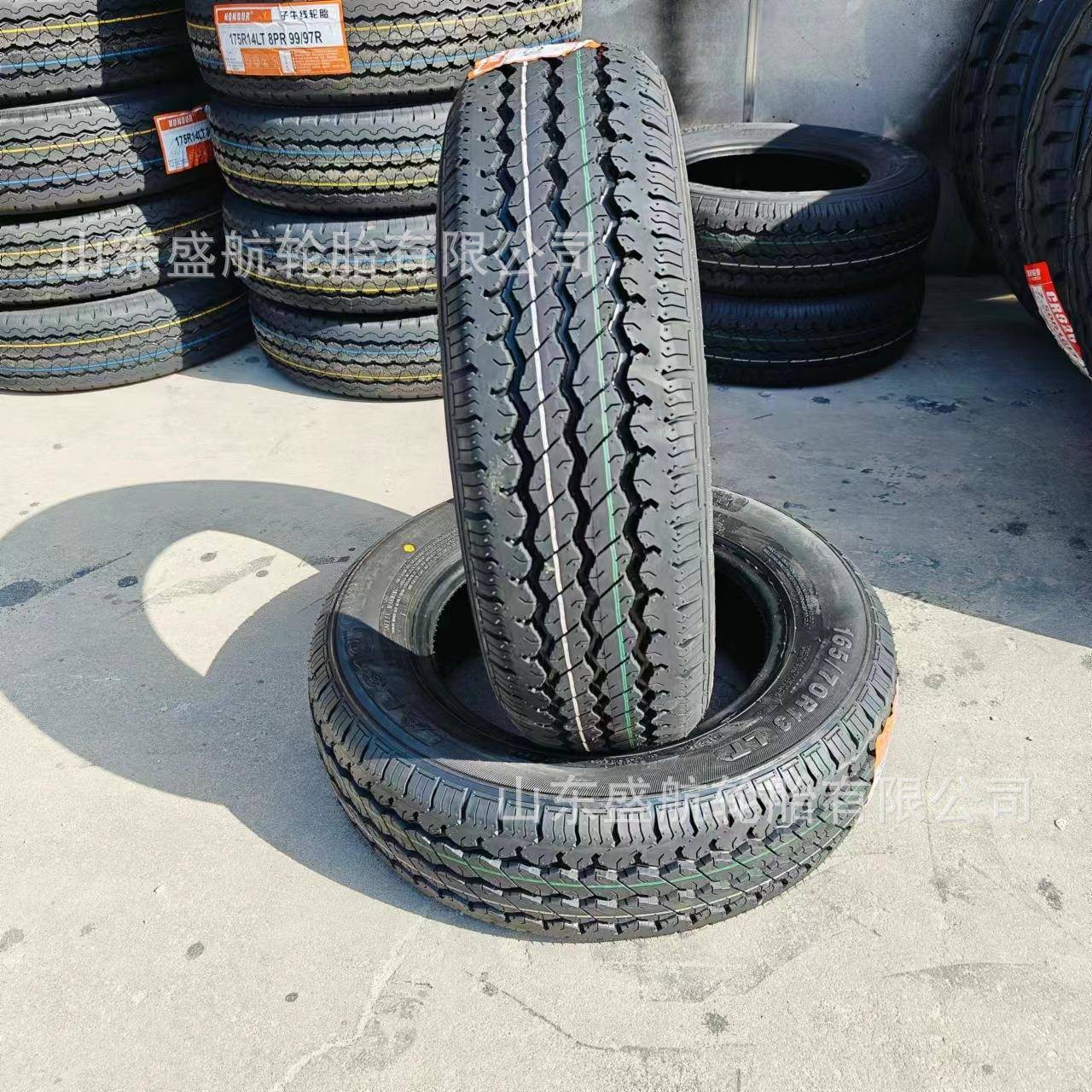 汽车轮胎165/70R13LT 175R14LT加厚耐磨载重型静音舒适汽车轮胎
