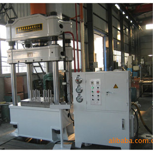 专业生产小型四柱液压机 可为客户定做各种特异功能的液压机