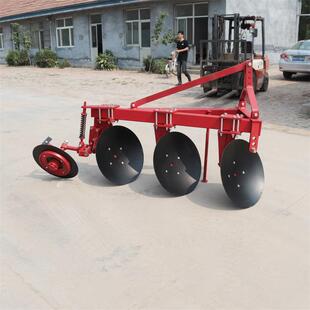 圆盘犁拖拉机后牵引土地耕整机农用开荒碎土犁农业开垦机械