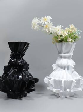 现代极简荆棘花器黑色几何家居现代极简样板房间客厅玄关摆件装饰