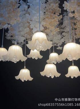 厂家奶新酒款婚庆装饰发光1店TIB0头白花朵吊灯婚礼堂场地布置吊