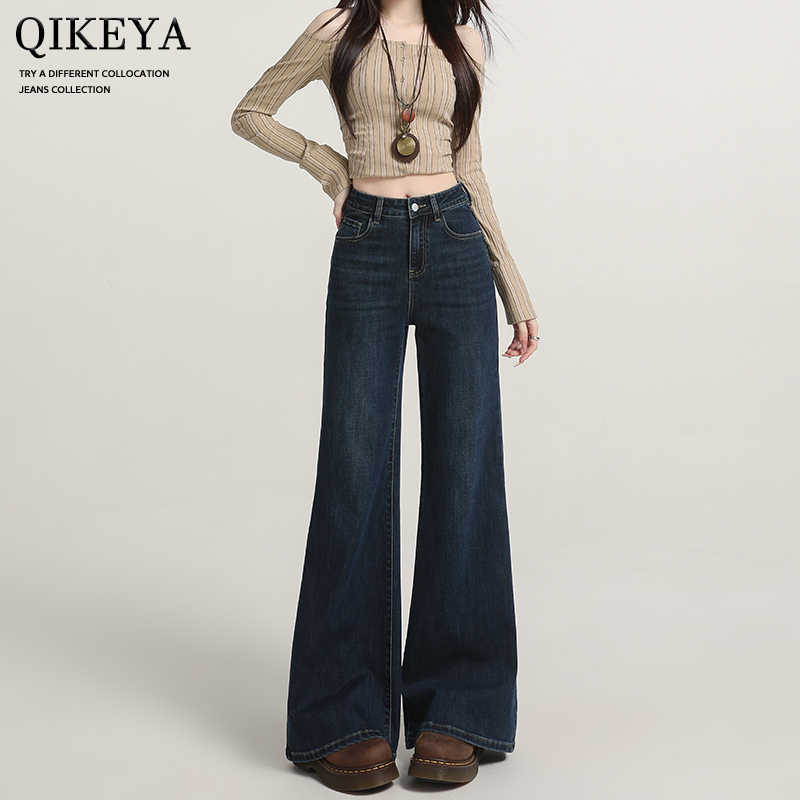 深蓝色微喇牛仔裤女2025秋冬新款加绒不贴腿高腰宽松阔腿喇叭裤子