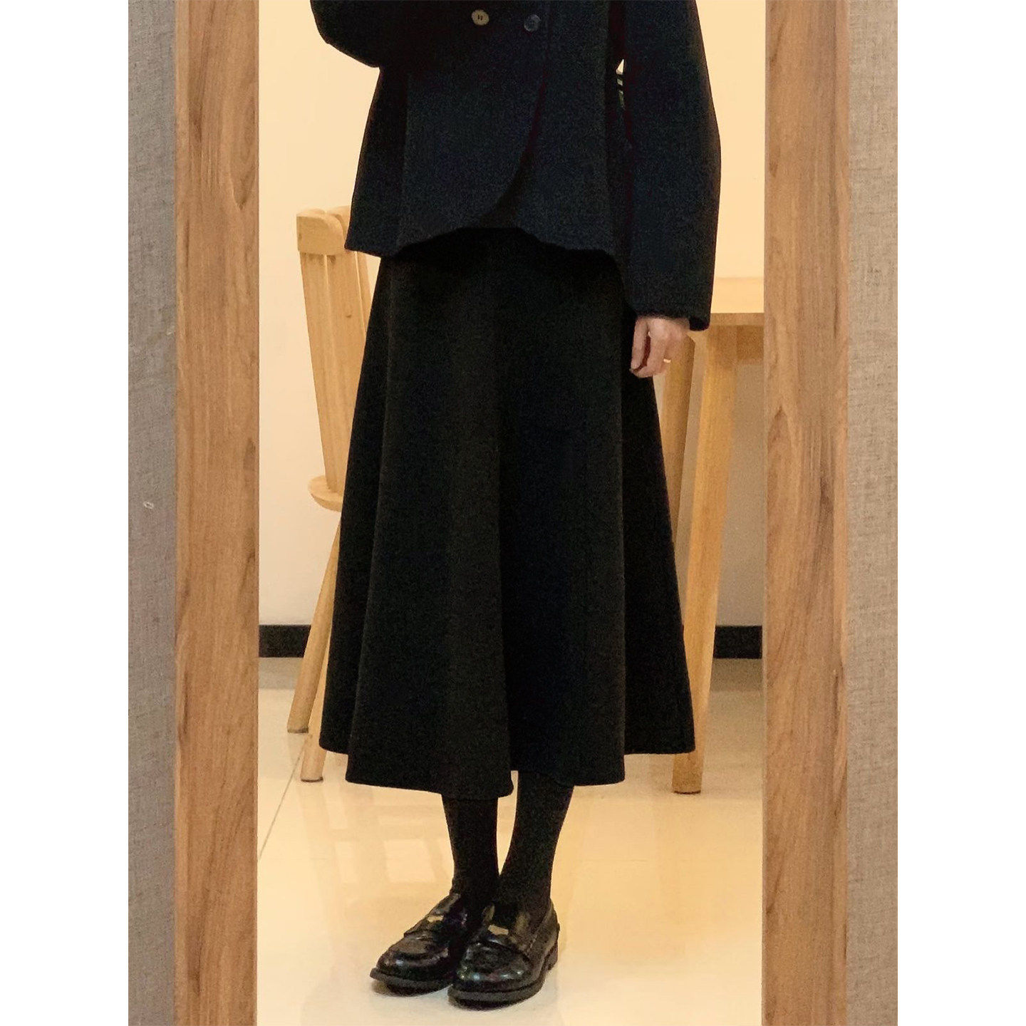 灰色毛呢半身裙女秋冬中