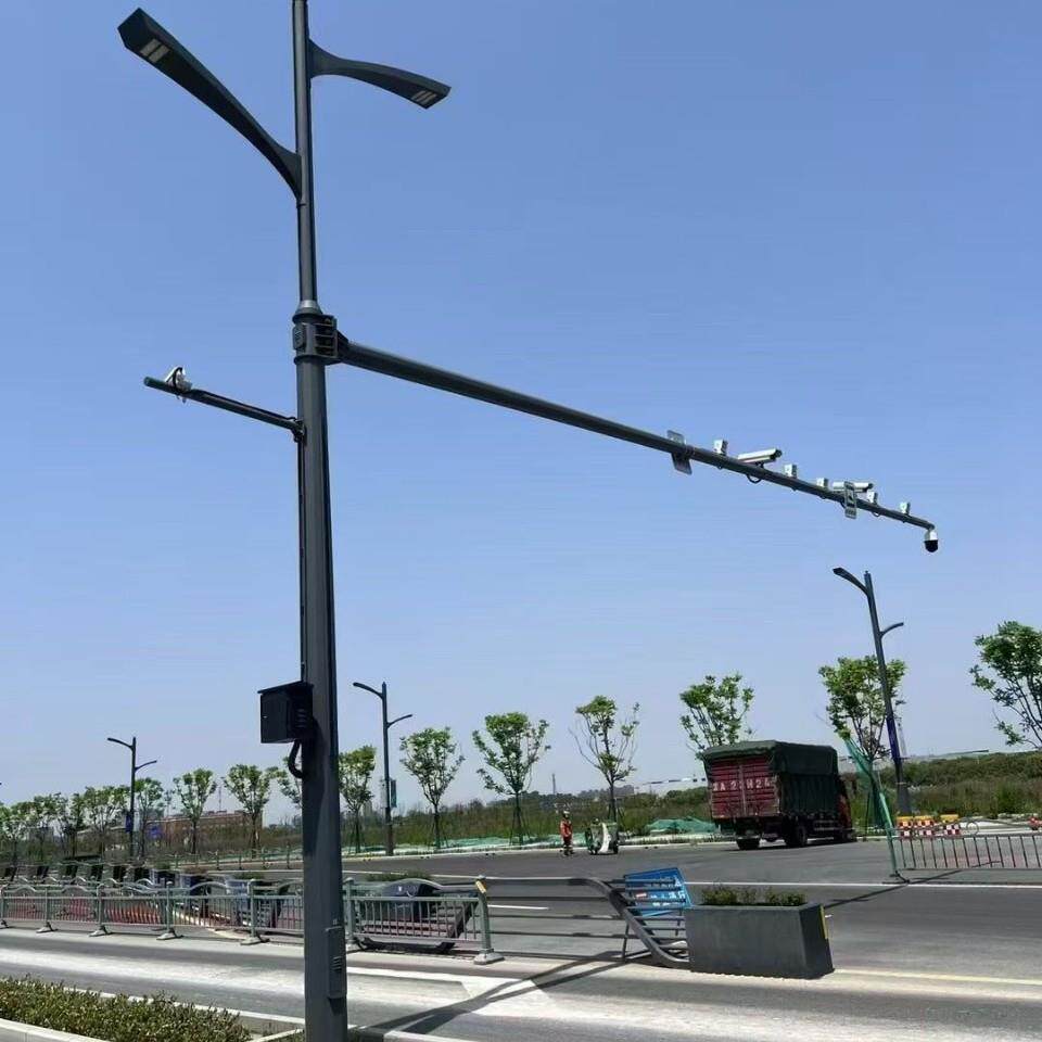 多功能综合杆照明标志信号灯杆一杆多用厂家直销道路交通综合共杆