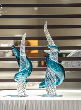 晶淳 蓝色水晶琉璃缠绕摆件 现代情侣创意装饰酒柜桌面简约工艺品