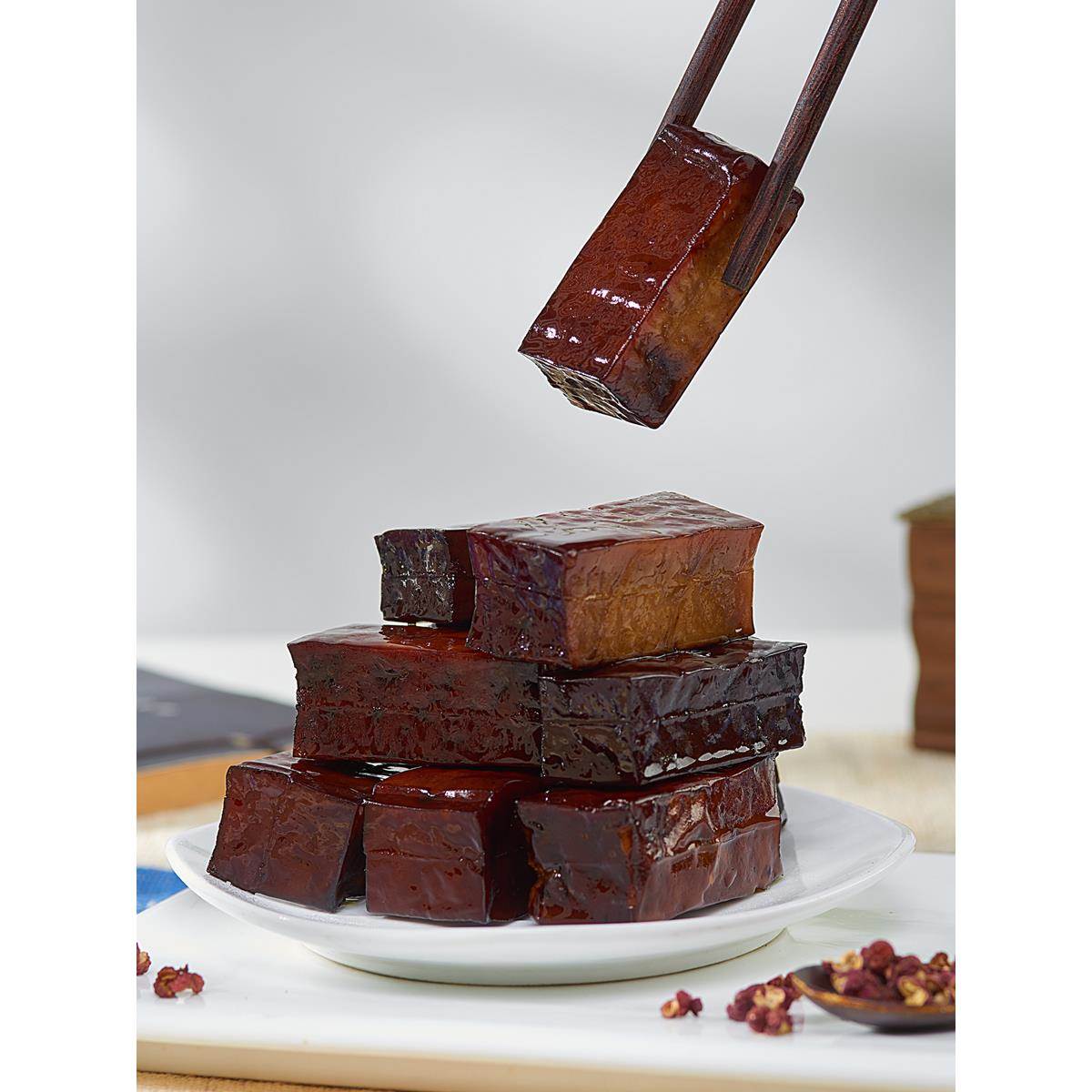 四川特产柴火烟熏豆干老腊豆腐干硬小零食品嚼劲即食五香卤味颗颗