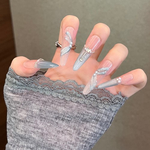 蓝色穿戴甲长款2025新款法式新娘拍婚纱照美甲贴片手工光疗指甲