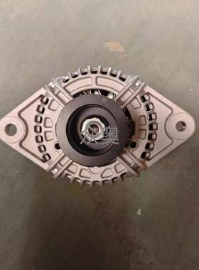 适用沃尔沃TAD1351VE发电机22117421发电机0124655019充电机24V