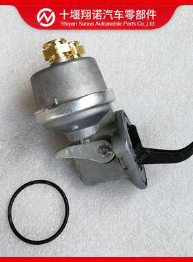 东风康明斯4BT3.9发动机膜片输油泵2830266 2830122