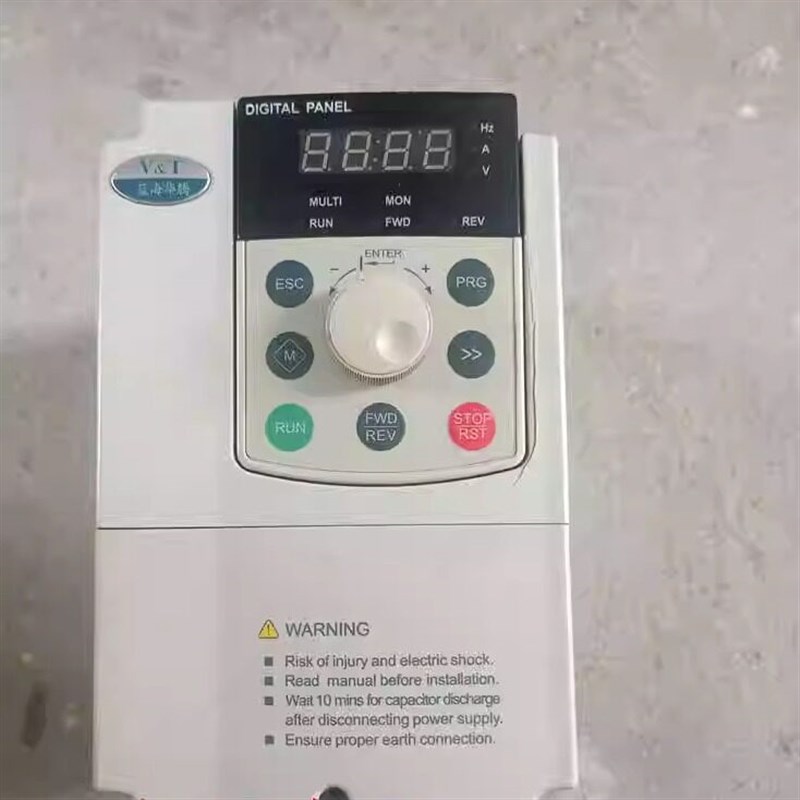 拆机蓝海华腾变频器V5-H-4T2.2G/3.7L 2.2KW/3.7KW 380v实物拍摄