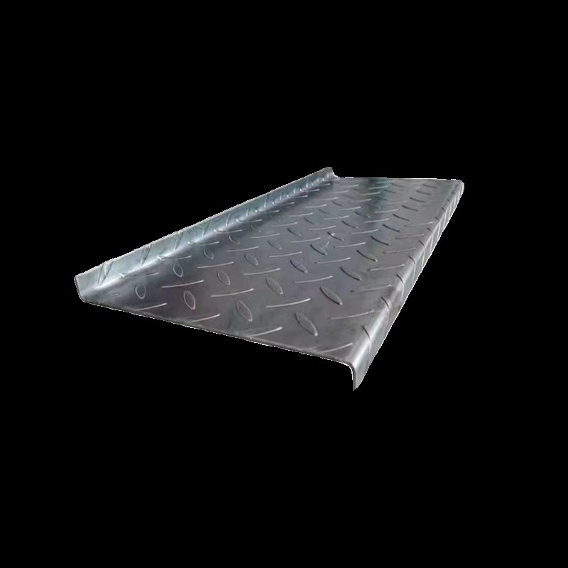 定制楼梯步板踏板斜面钢板花纹防滑钢板不锈钢踏步板室外铁楼梯