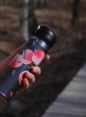 保温效果超好的保温杯来啦!粉彩艺林堂文创周边九桃五福保温杯