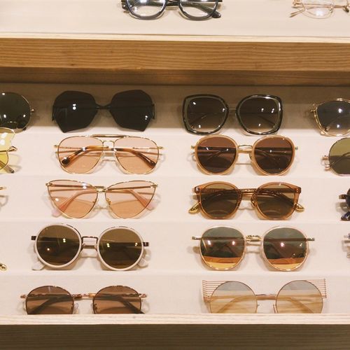 定制梯形商场影院柜台货架太阳镜光学镜眼镜抽屉内展示格隔层托盘