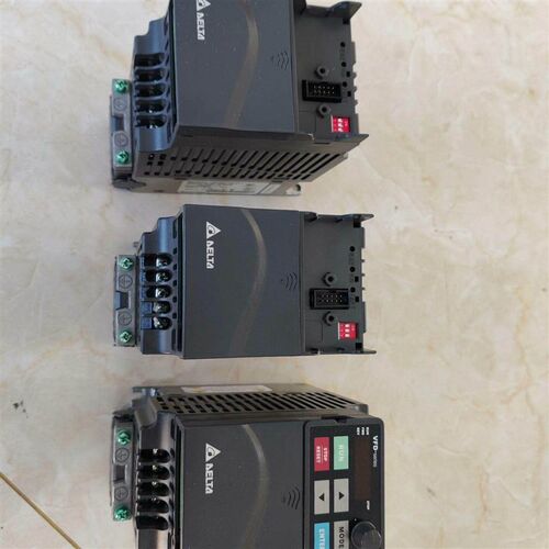 台达变频器VFD015E43AT.380V1.5KW拆机