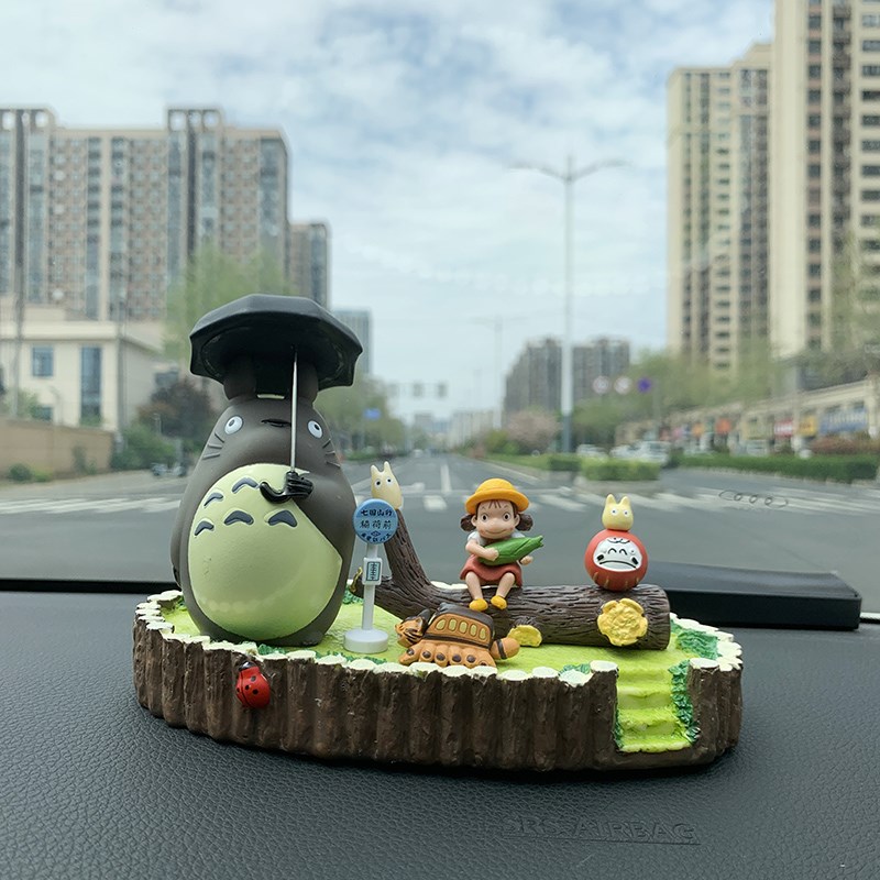 小号宫崎骏龙猫汽车摆件卡通车内可爱公仔家居办公室装饰用品