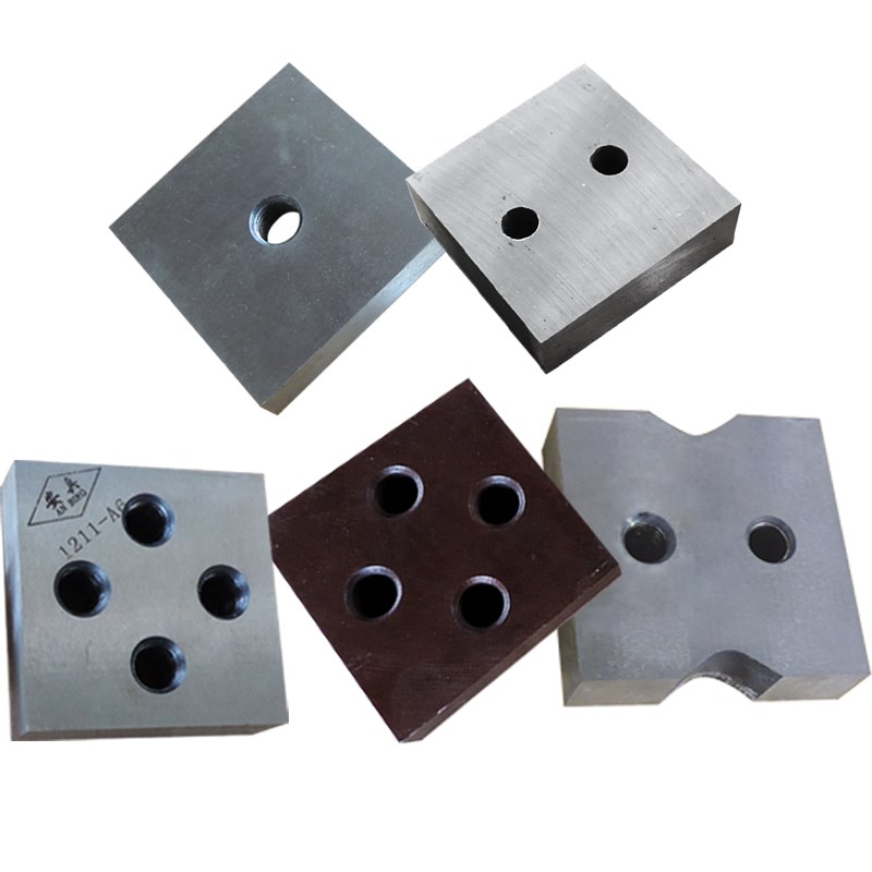 型型钢筋切断机刀片锋利孔四孔废钢筋断钢机方刀配件大全