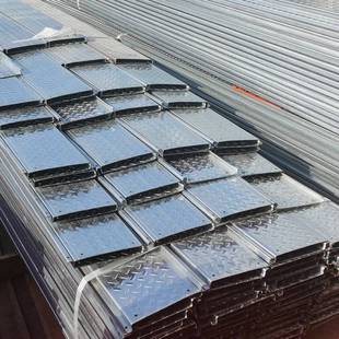 镀锌楼承板阁楼钢扣板免浇混凝土扣板钢平台花纹防滑踏步板承重板