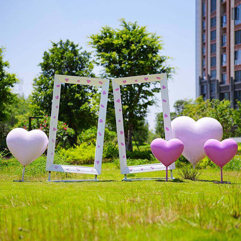 外玻璃钢爱网心雕塑公园户景区商美陈装饰品红打卡IXSLO场VE相框