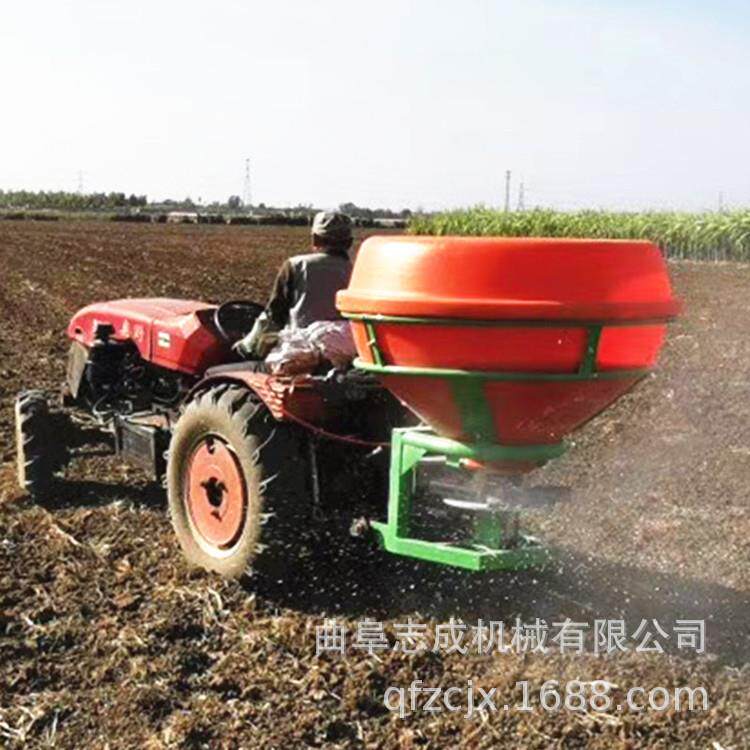 多型KNA化用肥拉撒播器拖机后置肥机新型三点悬挂农用撒化肥撒机