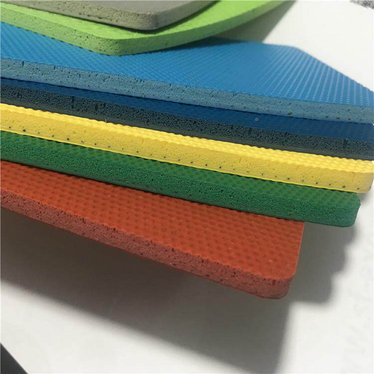 XYDPV地板革C操场羽毛球场地胶胶塑M地板幼儿园室外地板贴5MM6M7M