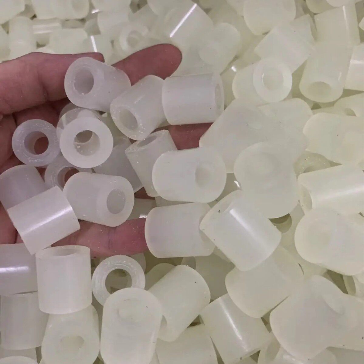 PU聚氨酯棒耐磨黄色透明优力胶套牛筋棒高强度聚氨酯制品零切加工