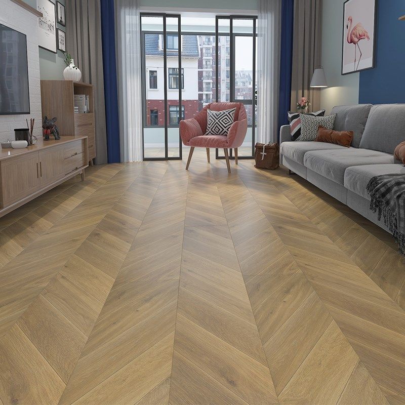 鱼骨拼花强化复合地板欧式原木家用环保耐磨防水地暖mm