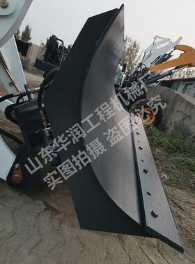装载铲雪车推铲叉车越野扫叉机车改装推雪LIO铲雪设备清雪滚刷