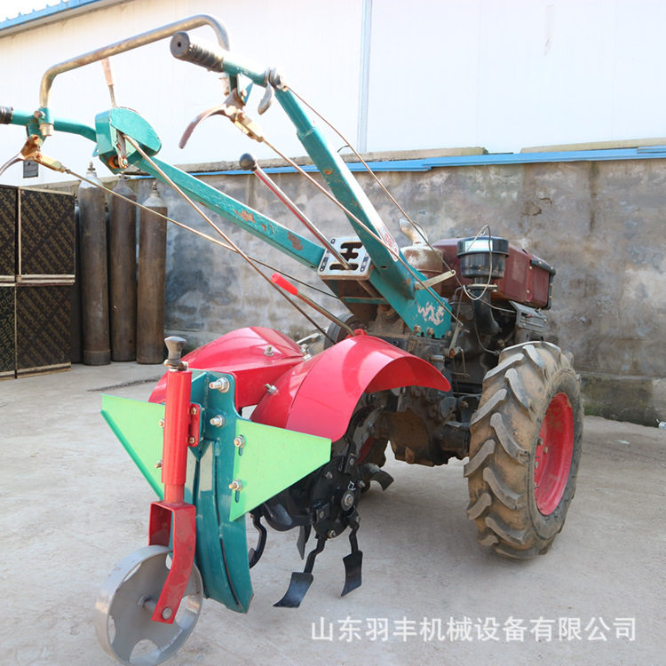 手扶双向葡萄埋藤机远距离葡萄培土机 羽丰培土机出土量大