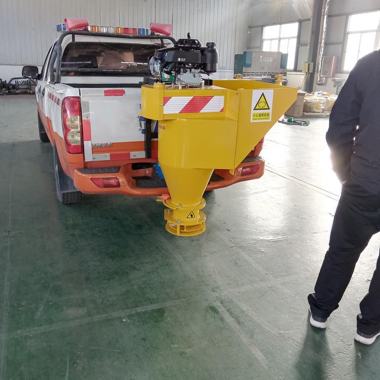 融雪剂撒布机市政面冬季化融92雪雪机路道路清雪车载式融雪撒盐机