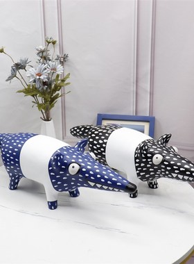 现代简约黑白蓝粉狐狸动物摆件样板房售楼处书房客厅酒店软装饰品