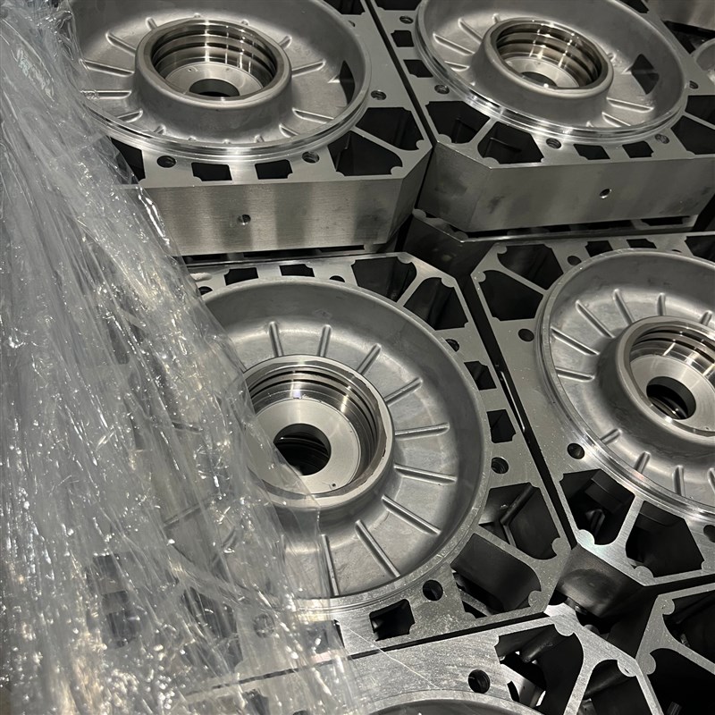 非标定制精密零件加工电机端壳电机零件加工