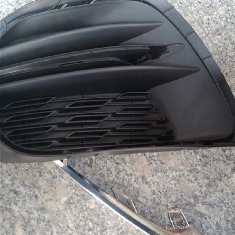 适配18款缤瑞前保险杠装饰板前雾灯装饰罩雾灯框缤瑞雾灯装饰条