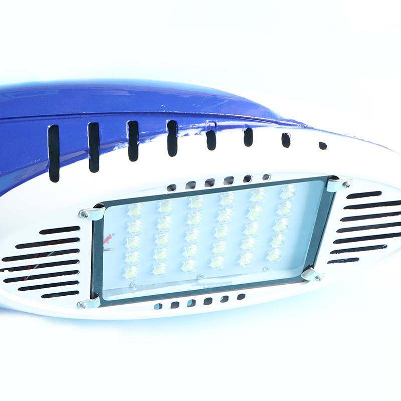 LED路灯灯头户外太阳能防水灯投光照明灯新农村家用小区挑臂路灯